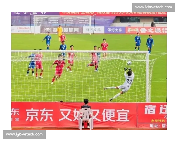 盐城主场 2-0 力克镇江!31833 名球迷见证苏超榜首之争