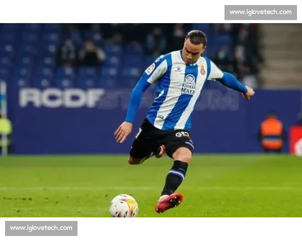 巴萨分期求购霍安遭拒 西班牙人铁心死敌交易